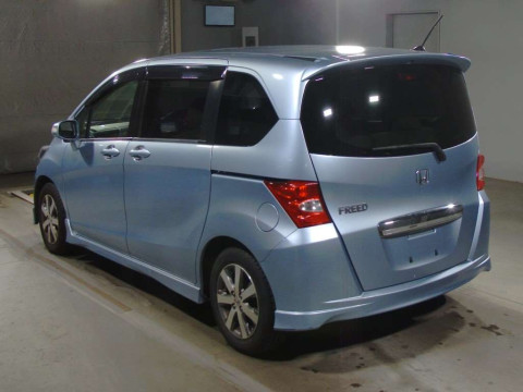 2008 Honda Freed GB3[1]