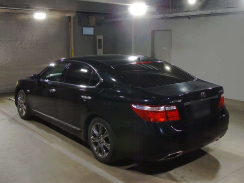 2008 Lexus LS UVF46[1]