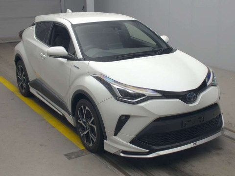 2019 Toyota C-HR ZYX11[2]