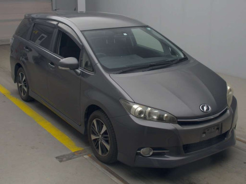 2014 Toyota Wish ZGE20W[2]