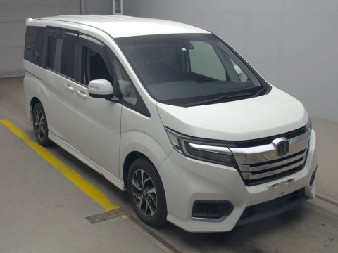 2018 Honda Step WGN Spada RP3[2]