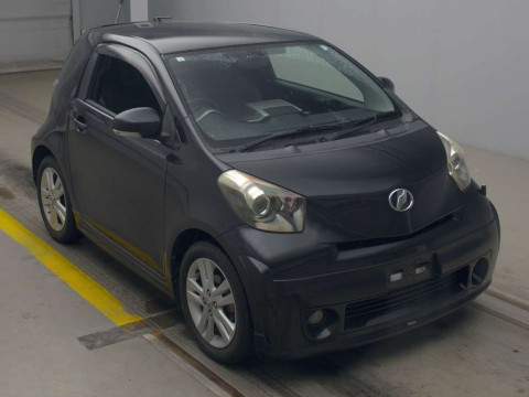 2010 Toyota iQ NGJ10[2]