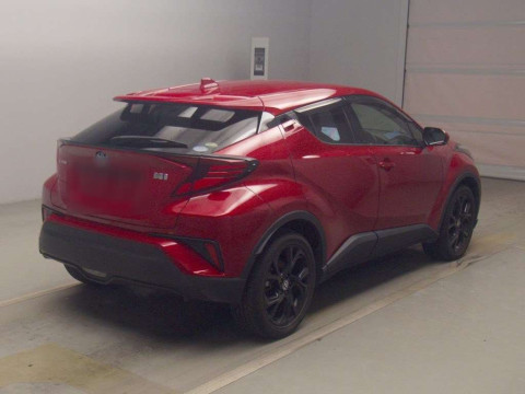 2020 Toyota C-HR ZYX11[1]