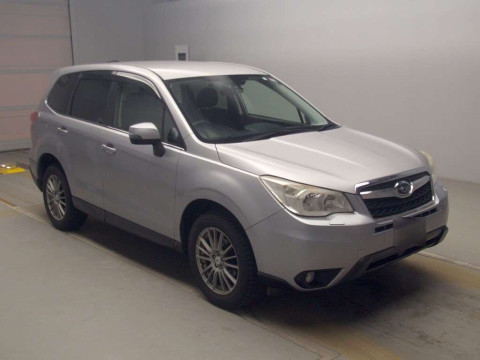 2014 Subaru Forester SJ5[2]