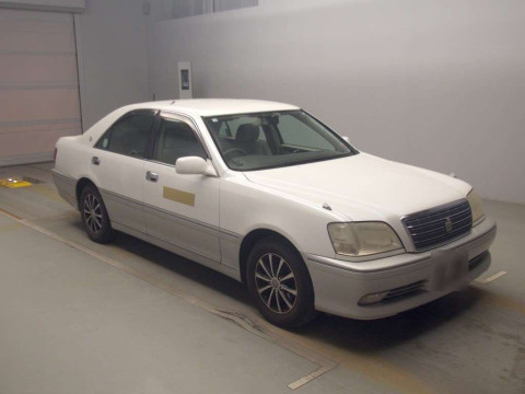 2001 Toyota Crown GS171[2]