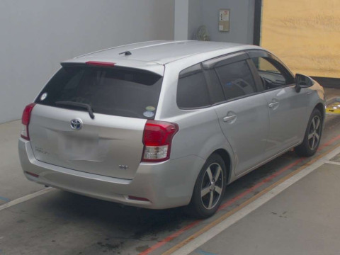 2014 Toyota Corolla Fielder NKE165G[1]