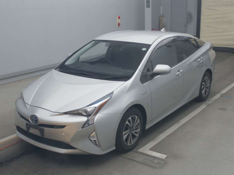 2016 Toyota Prius ZVW51[0]