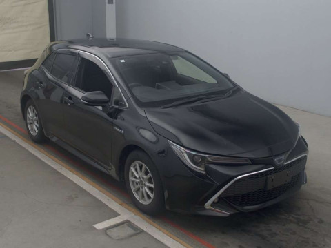 2018 Toyota Corolla Sports ZWE211H[2]