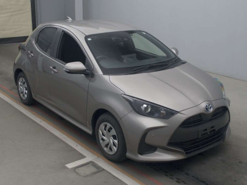 2021 Toyota YARIS MXPH10[2]