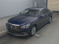 2015 Toyota Crown Hybrid