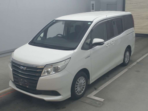 2015 Toyota Noah ZWR80G[0]