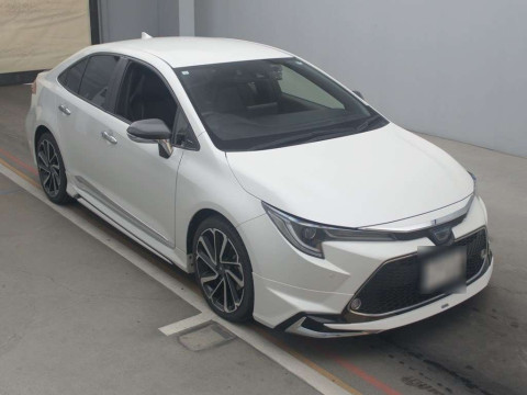 2021 Toyota Corolla Sedan ZWE211[2]