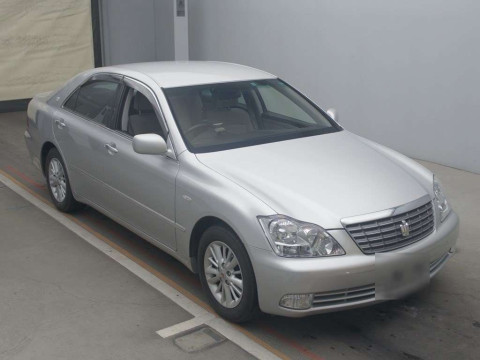 2006 Toyota Crown GRS182[2]