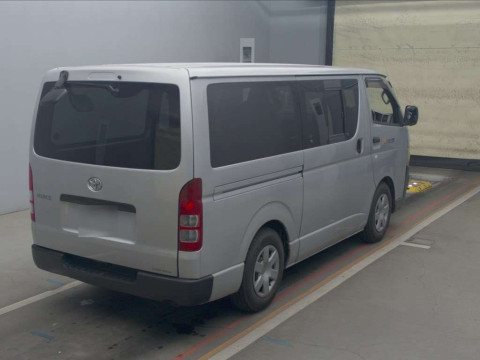 2005 Toyota Hiace Van KDH200V[1]