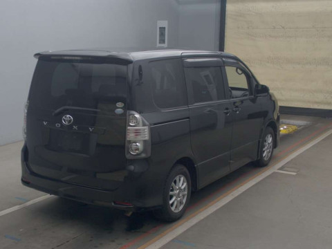 2008 Toyota Voxy ZRR70W[1]