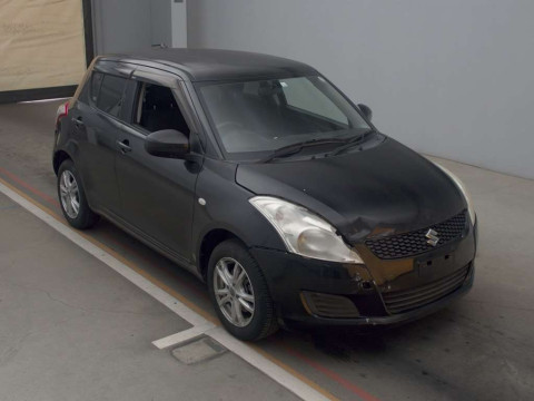 2010 Suzuki Swift ZD72S[2]