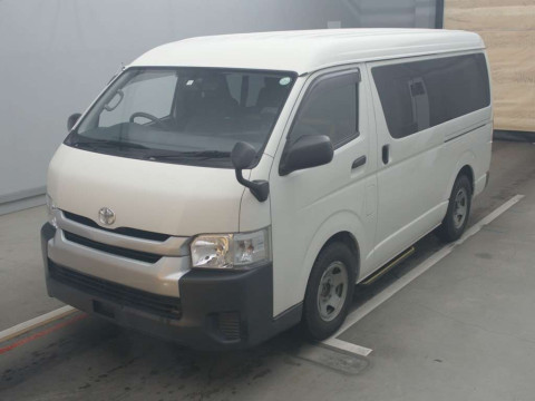 2020 Toyota Hiace Wagon TRH214W[0]