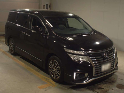 2015 Nissan Elgrand TE52[2]