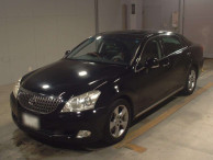 2010 Toyota Crown Majesta