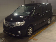 2013 Nissan Serena