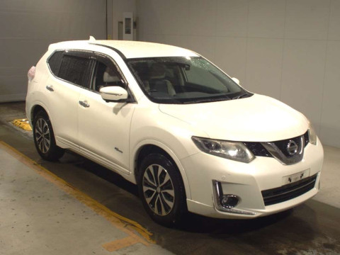 2016 Nissan X-Trail HNT32[2]