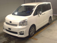 2013 Toyota Voxy