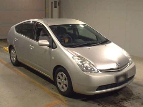 2003 Toyota Prius NHW20[2]