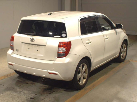 2009 Toyota IST NCP110[1]