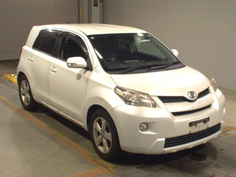 2009 Toyota IST NCP110[2]