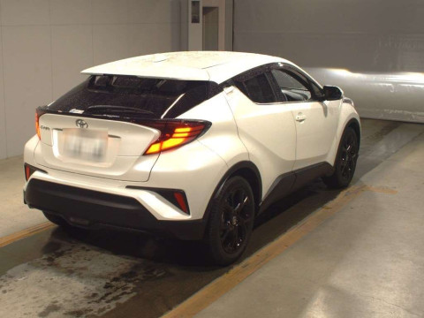 2021 Toyota C-HR NGX10[1]