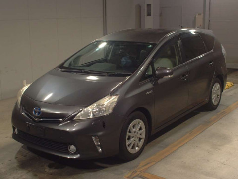 2011 Toyota Prius alpha ZVW40W[0]