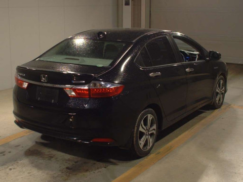 2015 Honda Grace GM4[1]