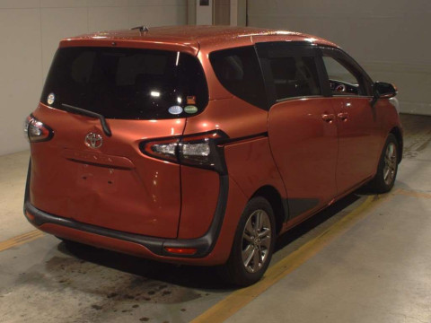 2015 Toyota Sienta NSP170G[1]