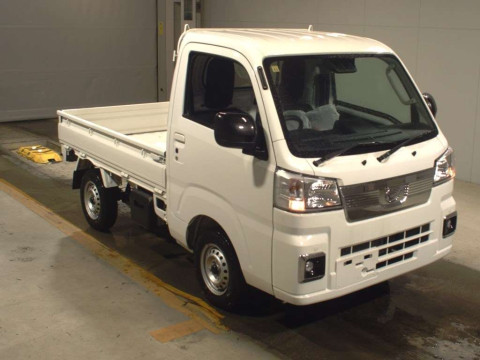 2023 Daihatsu Hijet Truck S500P[2]