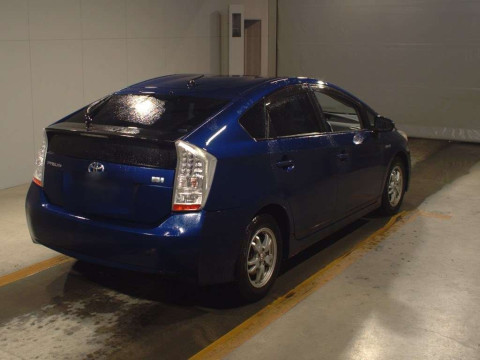 2010 Toyota Prius ZVW30[1]