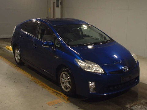 2010 Toyota Prius ZVW30[2]