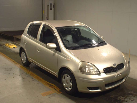 2004 Toyota Vitz SCP10[2]