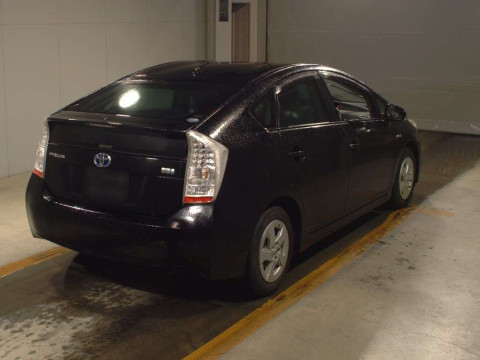 2010 Toyota Prius ZVW30[1]