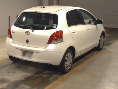 2010 Toyota Vitz KSP90[1]