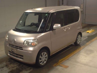 2011 Daihatsu Tanto