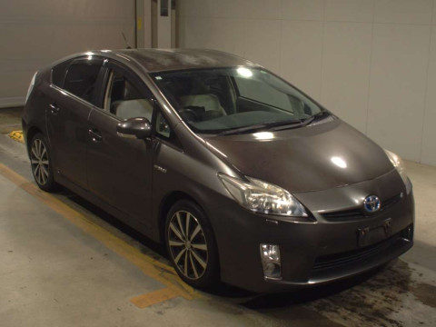 2011 Toyota Prius ZVW30[2]