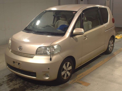 2010 Toyota Porte NNP11[0]