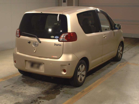 2010 Toyota Porte NNP11[1]