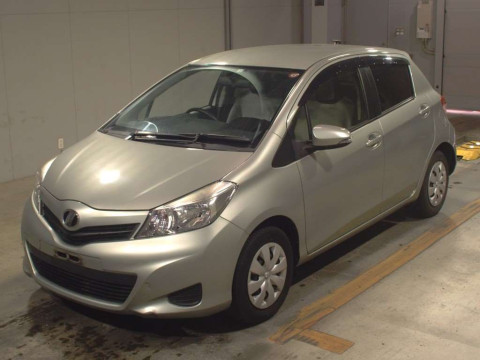 2014 Toyota Vitz NSP130[0]