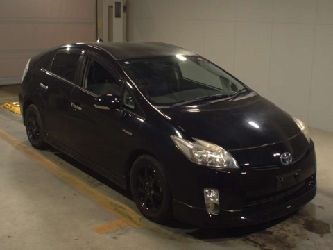 2010 Toyota Prius ZVW30[2]