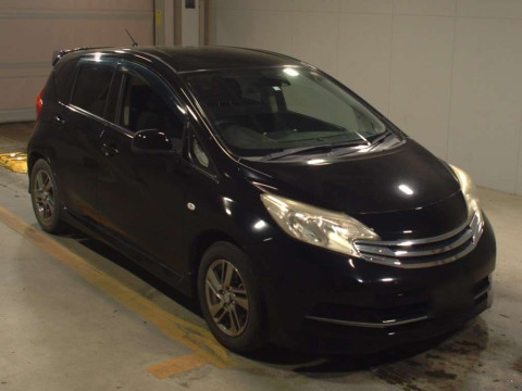 2014 Nissan Note E12[2]