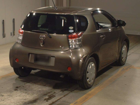 2010 Toyota iQ NGJ10[1]