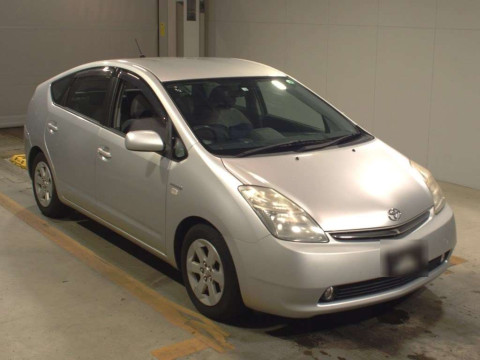 2008 Toyota Prius NHW20[2]