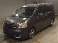 2009 Toyota Noah