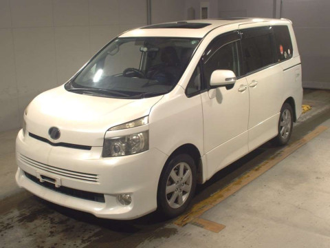 2007 Toyota Voxy ZRR70W[0]